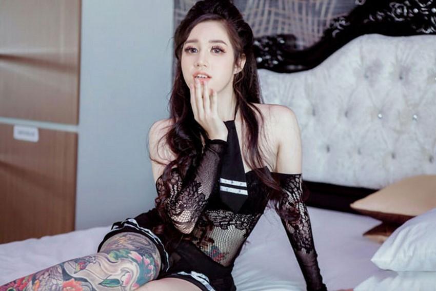 paola hard sex Má trẻ đơn thân bí mật xxx với bạn thân của con trai mình